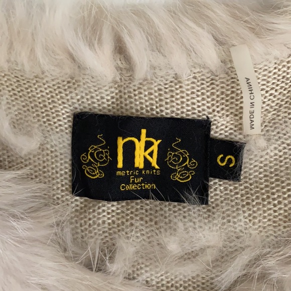 Metric Knits | Fur Collection Rabbit Fur Open Front Waterfall Vest Cream (S) - Picture 6 of 16